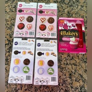 Wilton Cookie Candy Molds (2 Hearts, 2 Tulip & Bunny) - New + Bonus heart mold
